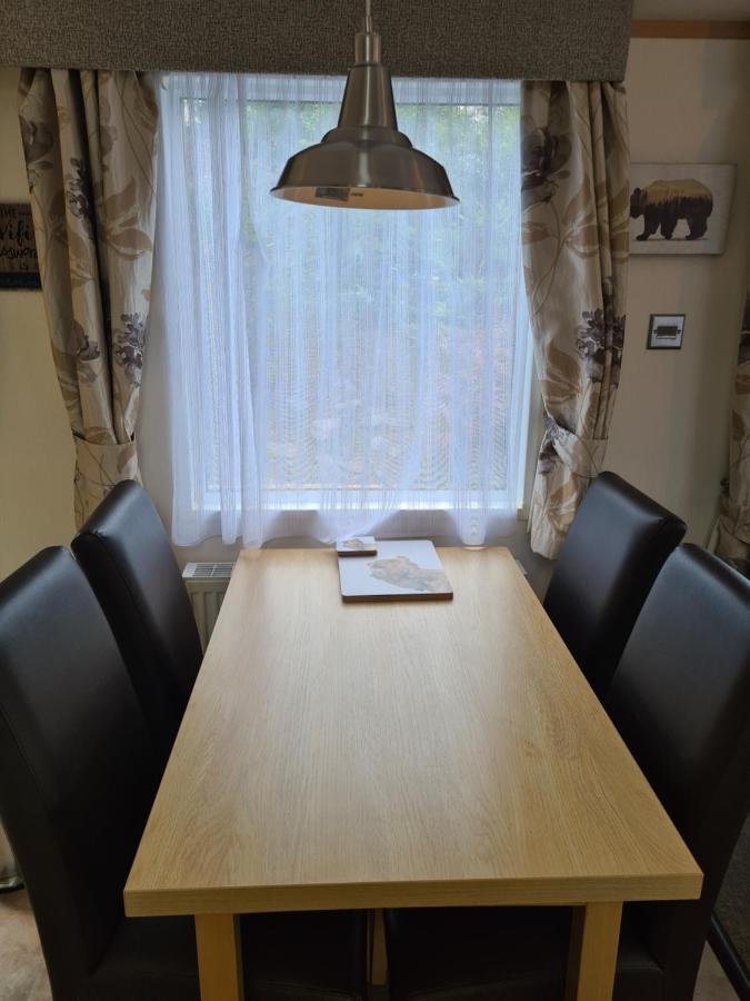 Bear Lodge Auchterarder Exterior photo